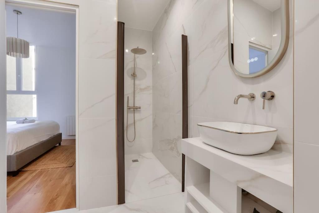 L'Elegance A La Parisienne Διαμέρισμα Εξωτερικό φωτογραφία